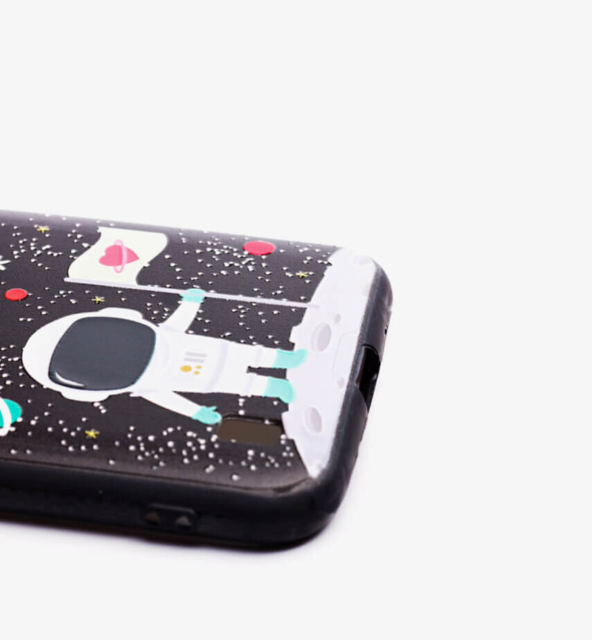 Kendi Özel Telefon Kılıflarınızı Yaratın!